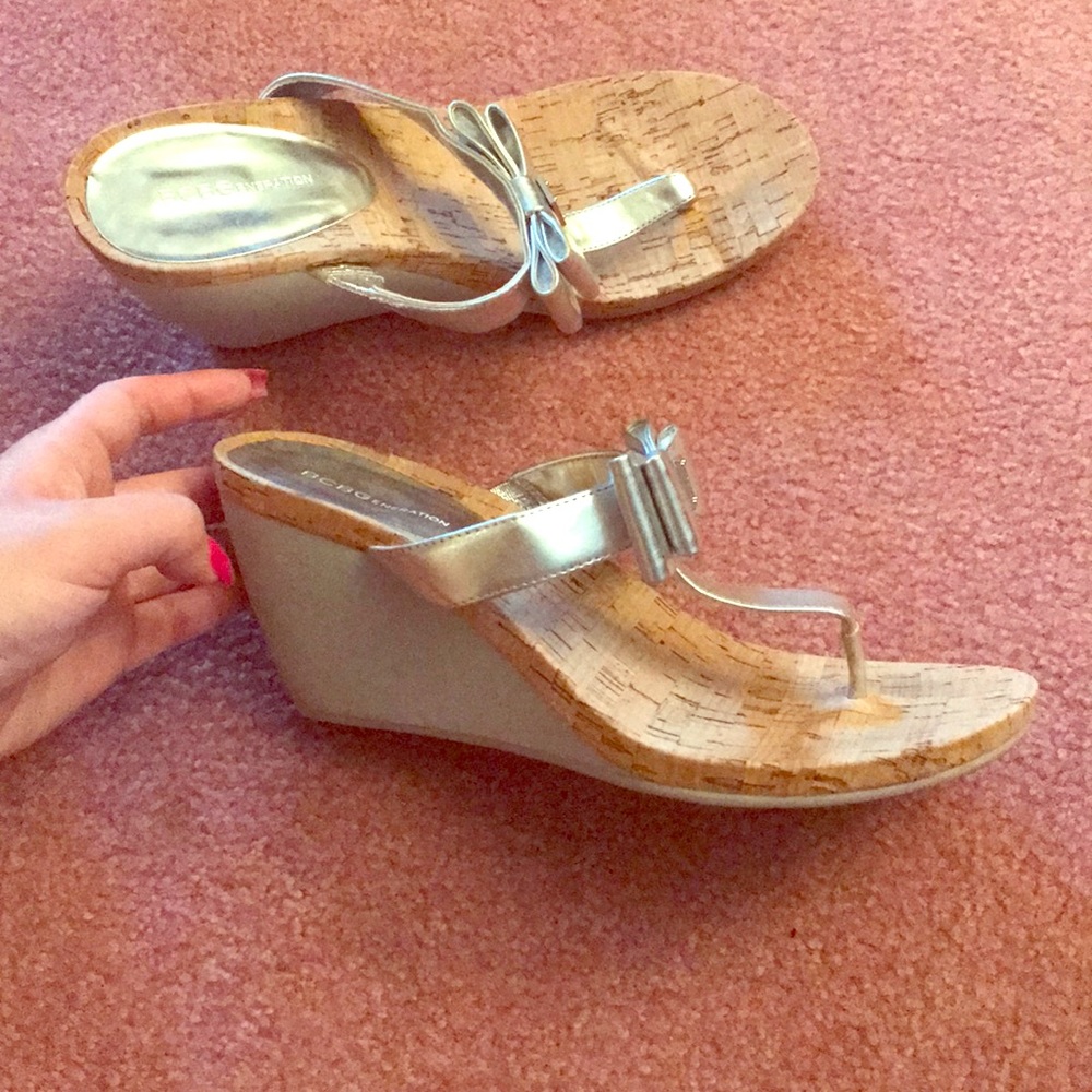 BCBG WEDGES